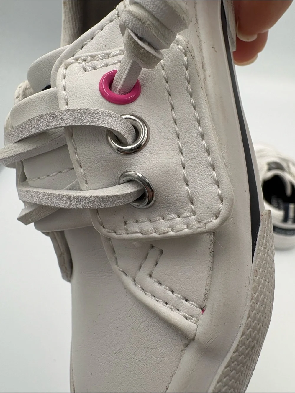 Sperry babies White Boat Shoe Sneaker with Pink Eyelet Accent- size 5